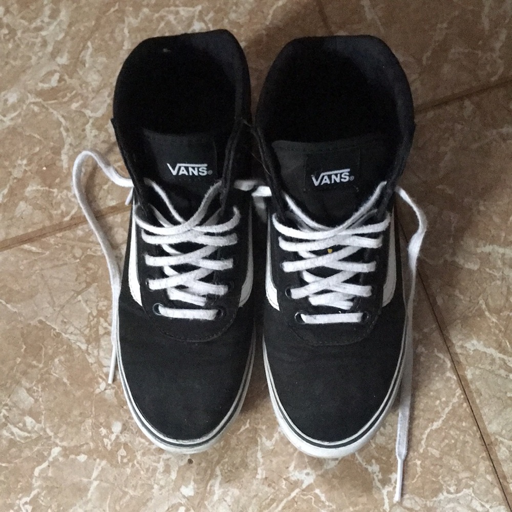 rare old style black and white hi high top vans